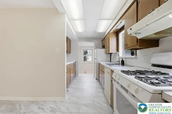 $315,000 | 1437 Courtright Street, Hellertown, PA 18055