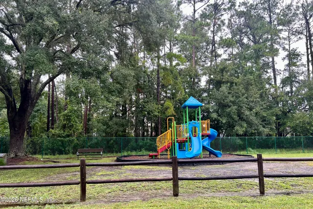 $2,400 | 1800 Castille Drive, Fleming Island, FL 32003