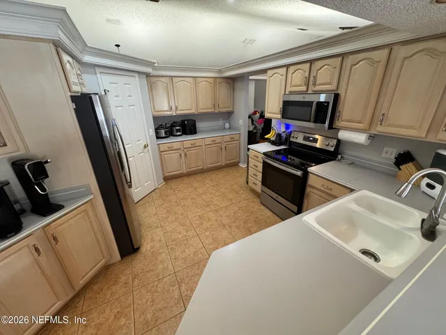 $2,400 | 1800 Castille Drive, Fleming Island, FL 32003