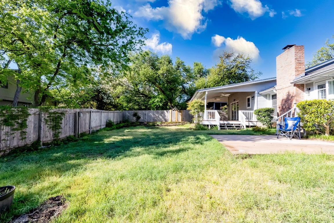 11209 Deadoak Lane Austin, TX 78759 - Photo 32 of 34