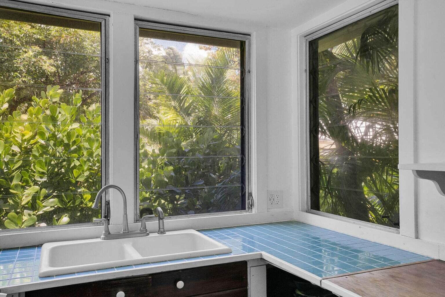 30461 Poinciana Road Big Pine Key, FL 33043 - Photo 14 of 25 20250727133417219663000000-o