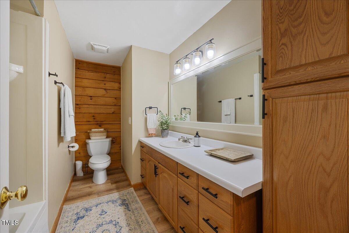 12513 Old Creedmoor Road Raleigh, NC 27613 - Photo 14 of 45 21-2A1A2354