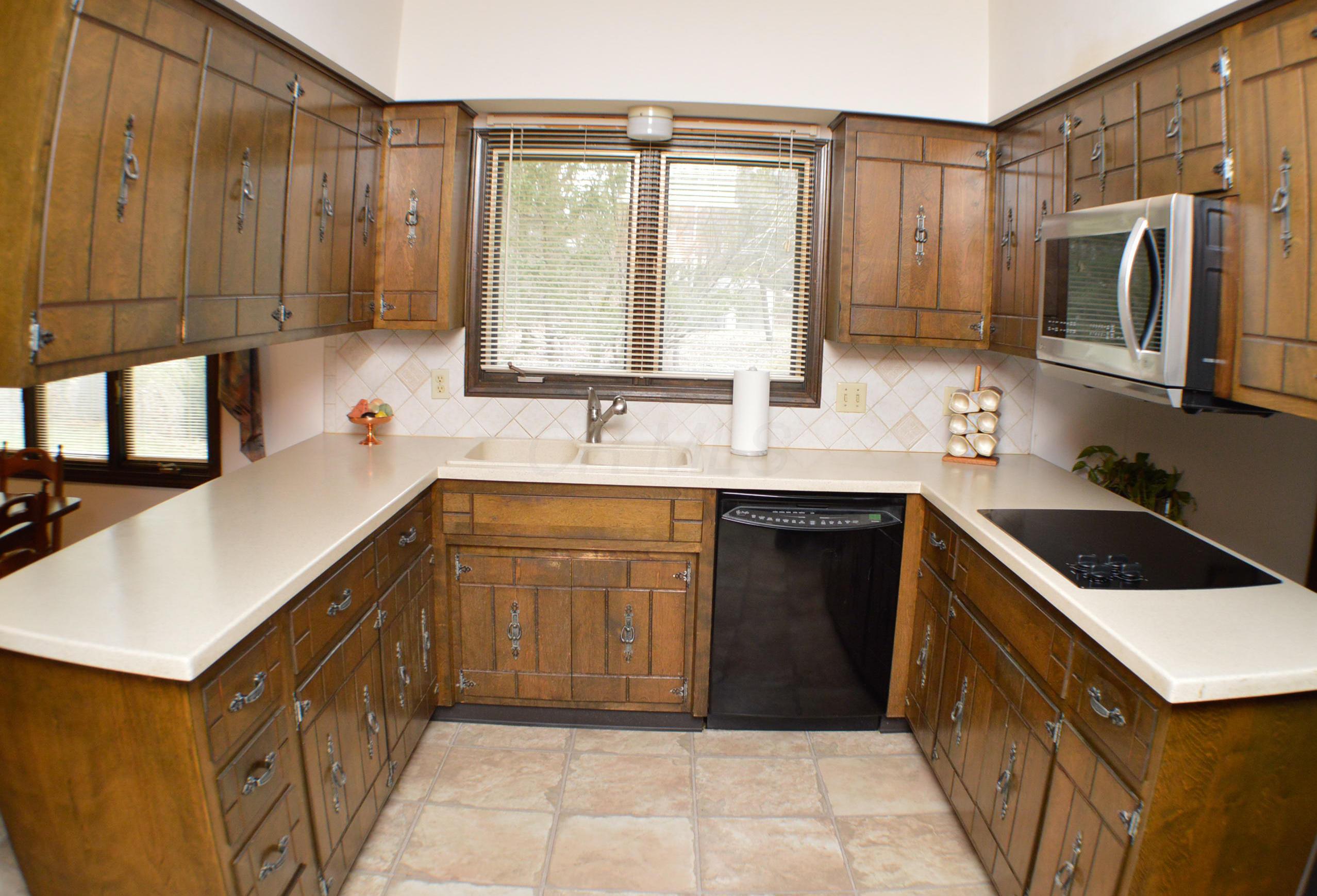 288 Revere Road Columbus, OH 43213 - Photo 16 of 39