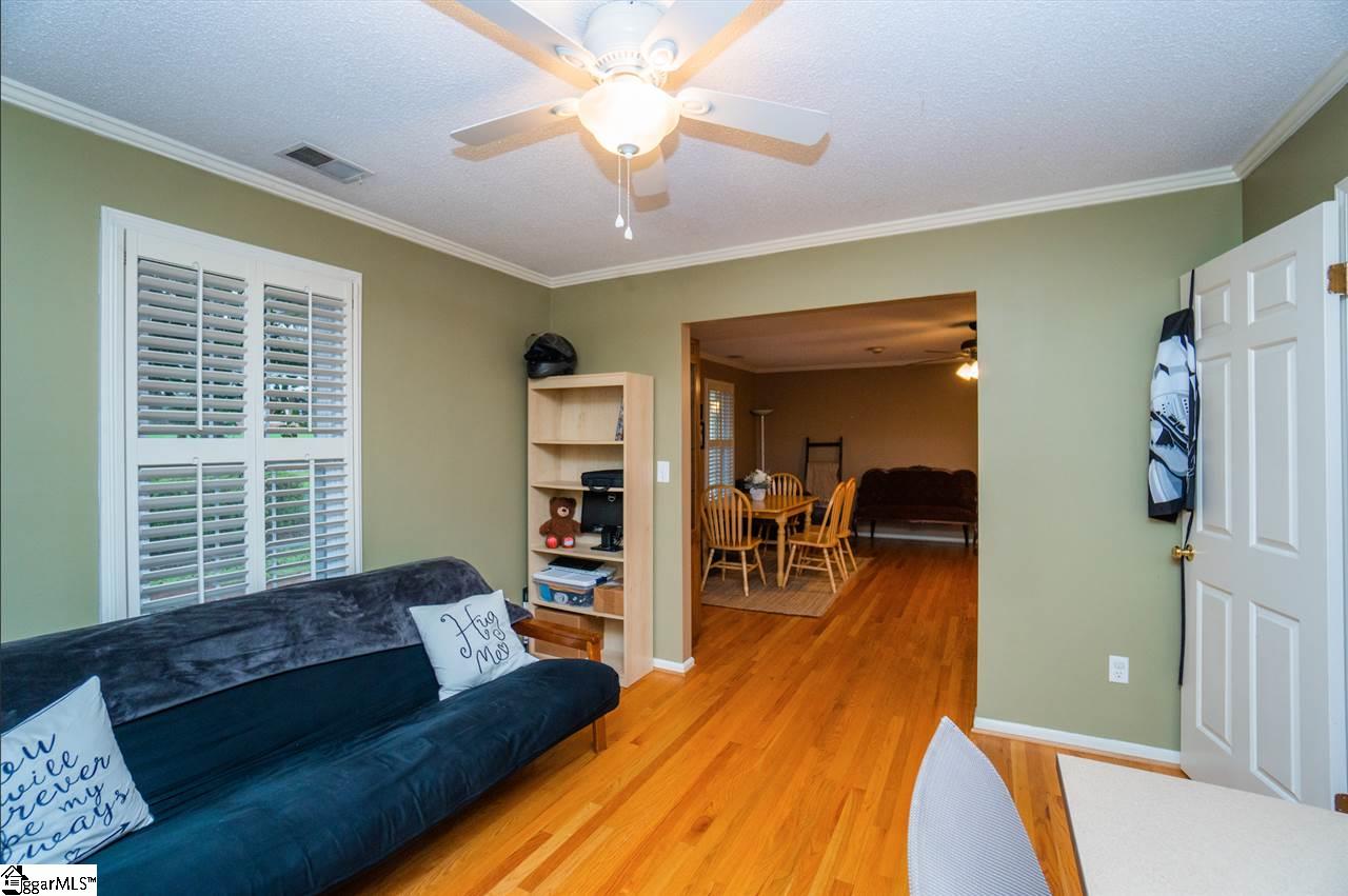 105 Heathwood Road Easley, SC 29640 - Photo 13 of 36