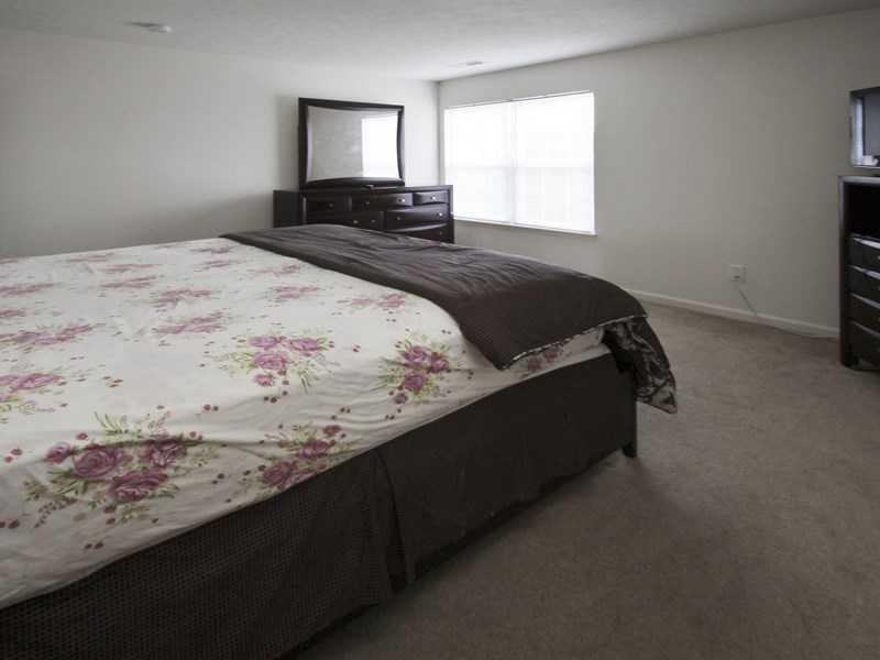 12526 Schoolhouse Road Fishers, IN 46037 - Photo 13 of 24 Gallery Image 13