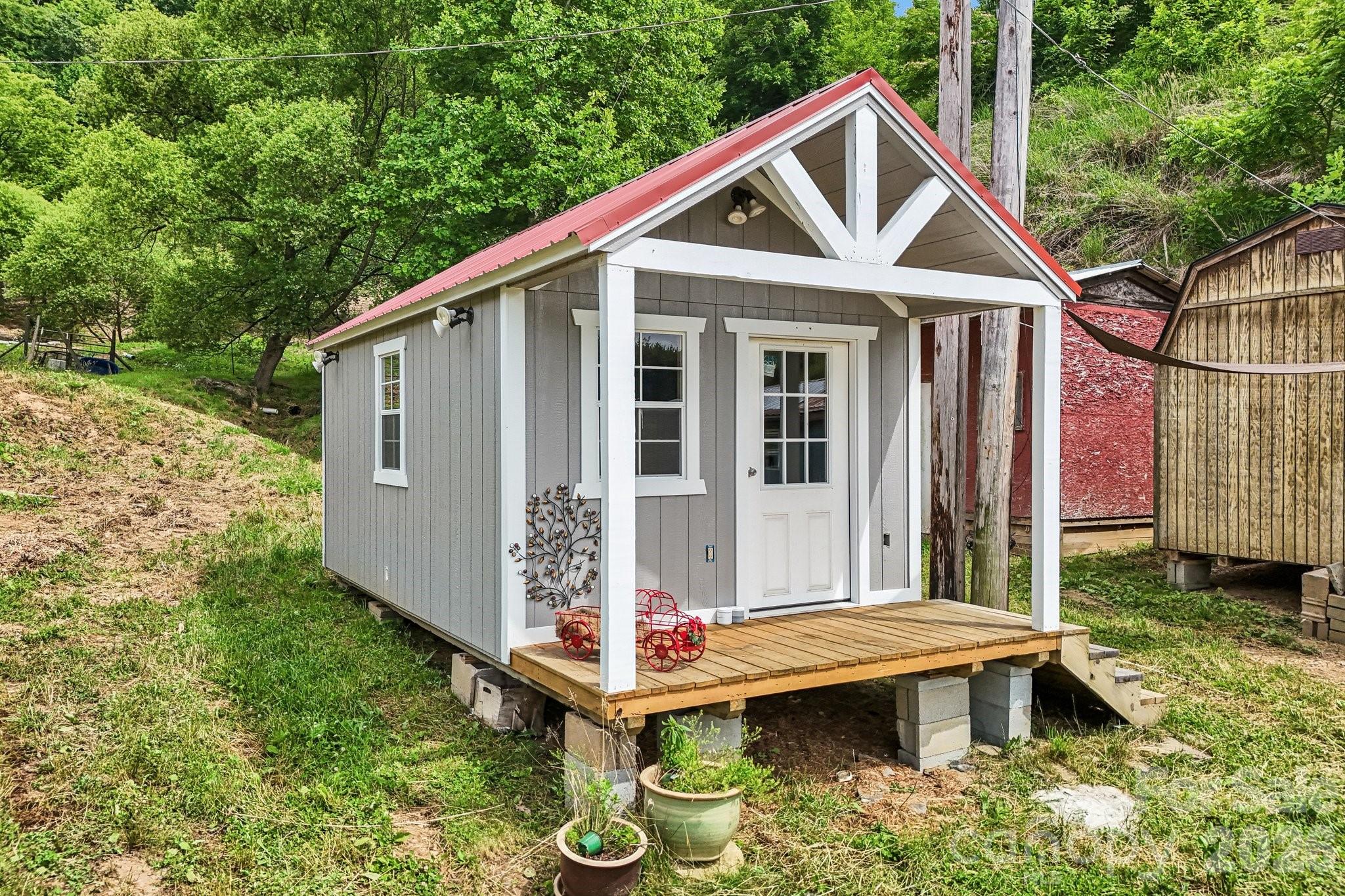 400 Morgan Branch Road Marshall, NC 28753 - Photo 22 of 38