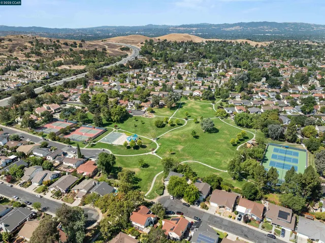 $1,249,000 | 4403 Winterberry Court, Concord, CA 94521