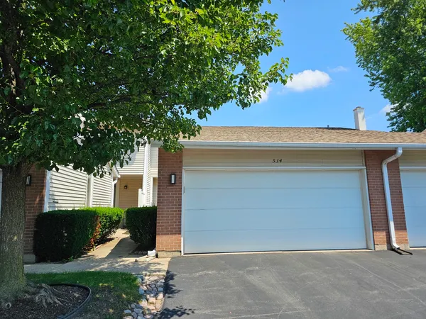 $449,000 | 534 Hummingbird Lane, Deerfield, IL 60015