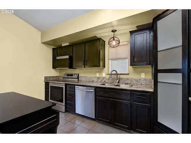 $250,000 | 5264 Northeast 121st Avenue, Unit Z276, Vancouver, WA 98682
