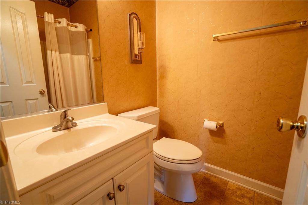 1504 Rankin Mill Road Greensboro, NC 27405 - Photo 27 of 44