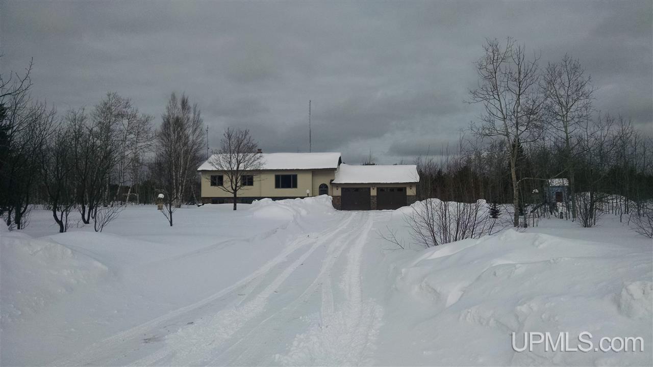 108 Morgan Meadows Road Marquette, MI 49855 - Photo 1 of 23 Gallery Image 1