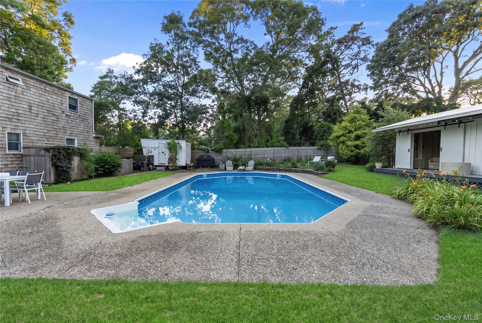 36 Argonne Road West Hampton Bays, NY 11946 - Photo 17 of 21
