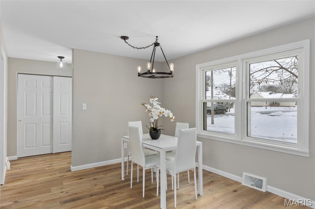 902 South Hackman Street Staunton, IL 62088 - Photo 14 of 29