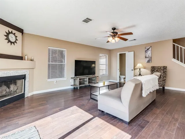 $3,895 | 2100 Pena Blanca Drive, Cedar Park, TX 78613