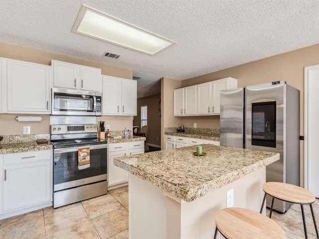 $3,895 | 2100 Pena Blanca Drive, Cedar Park, TX 78613