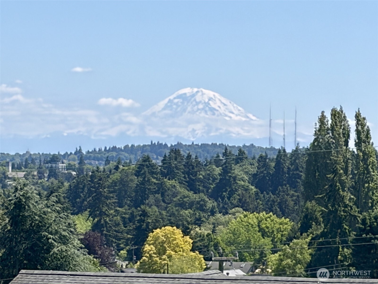 7403 Dayton Avenue North Seattle, WA 98103 - Photo 23 of 37