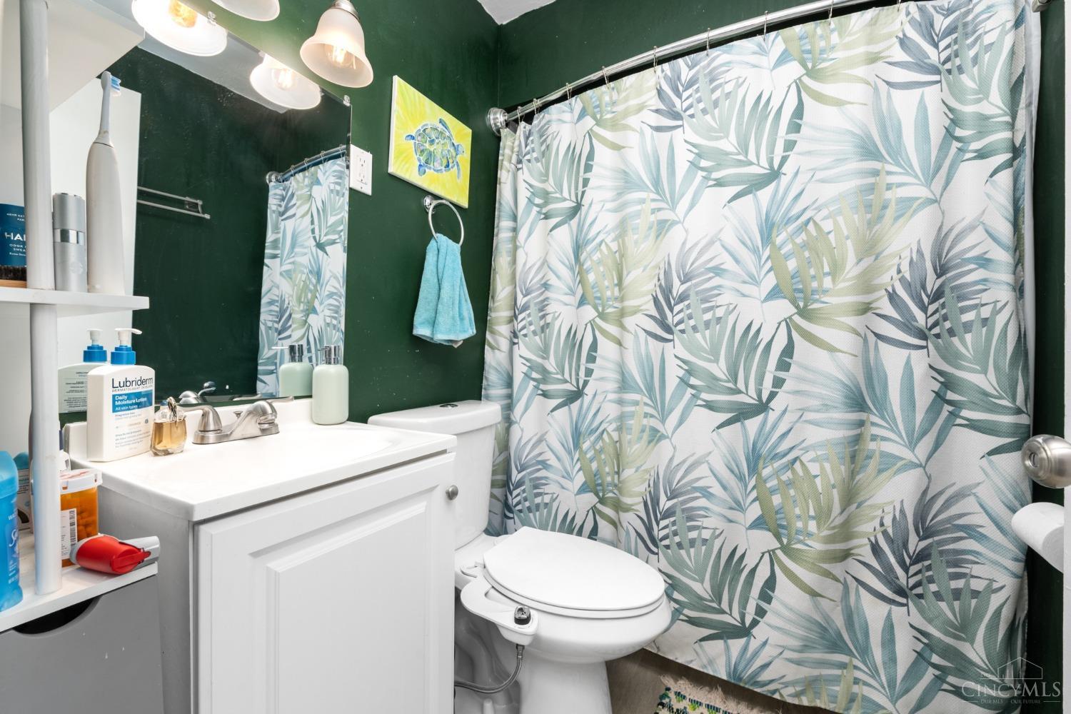 6611 Stewart Road Cincinnati, OH 45236 - Photo 15 of 37 Gallery Image 15