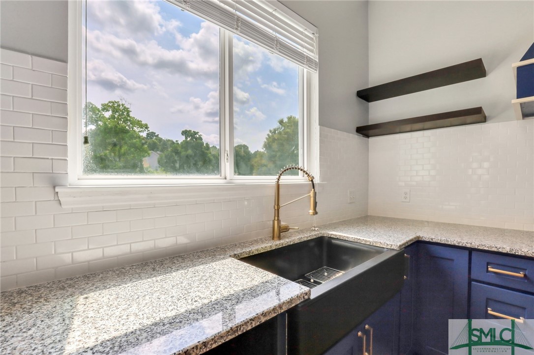 375 Stonebridge Circle Savannah, GA 31419 - Photo 10 of 38