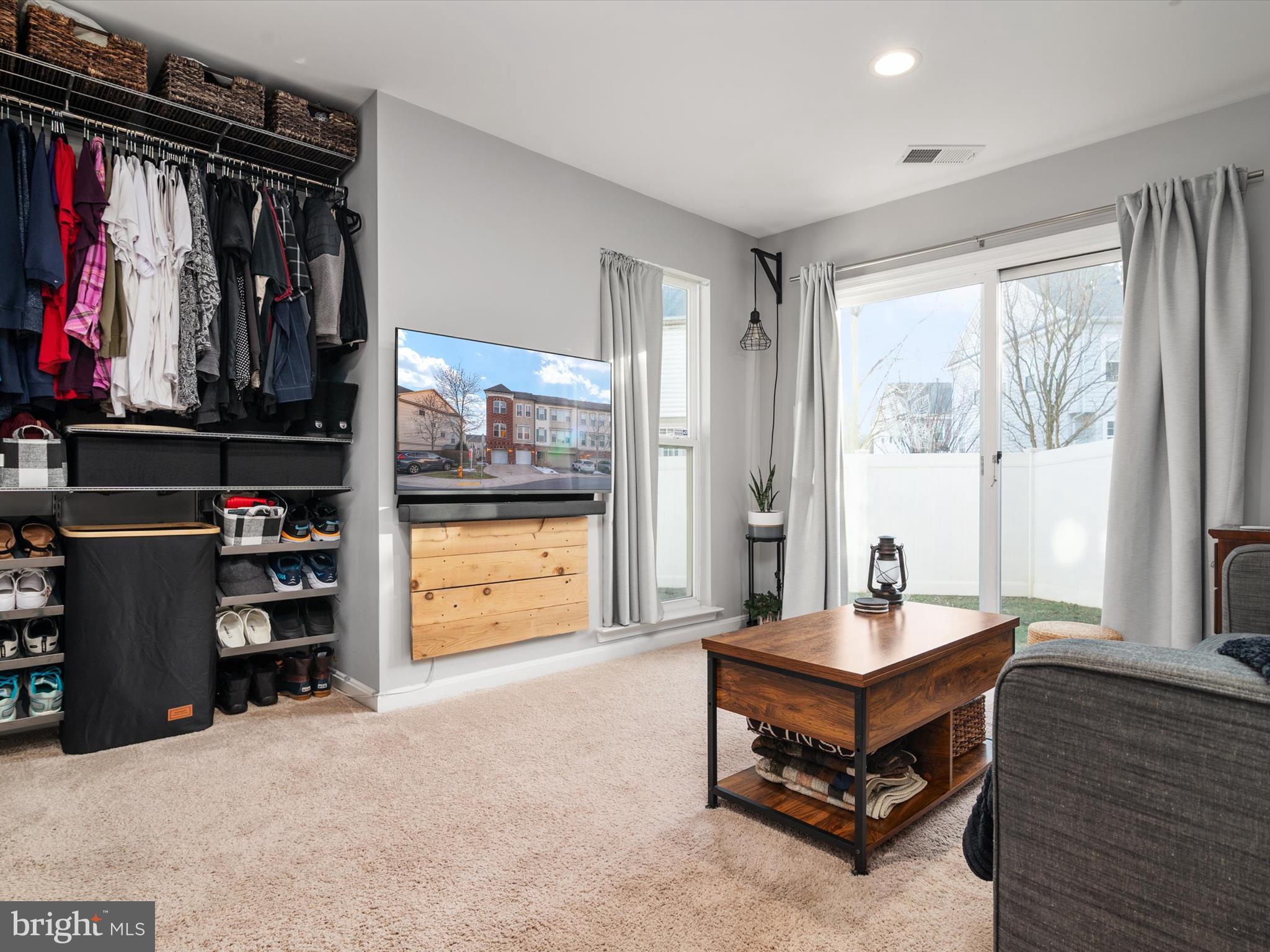 9815 Garden Ranges Laurel, MD 20723 - Photo 29 of 39 Entry Level Suite
