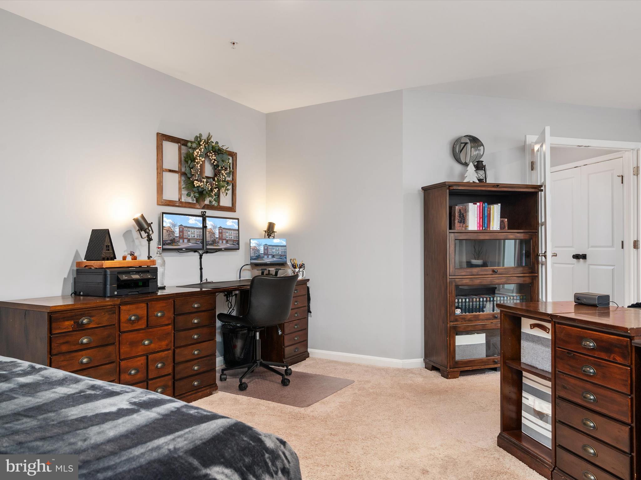 9815 Garden Ranges Laurel, MD 20723 - Photo 30 of 39 Entry Level Suite