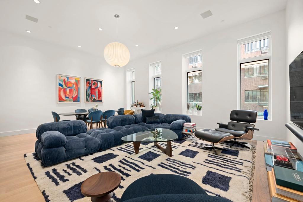77 Warren Street, Unit 2 Manhattan, NY 10007 - Photo 1 of 10
