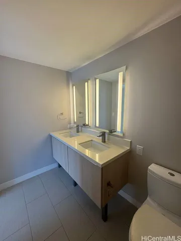 $4,700 | 888 Kapiolani Boulevard, Unit 4211, Honolulu, HI 96813