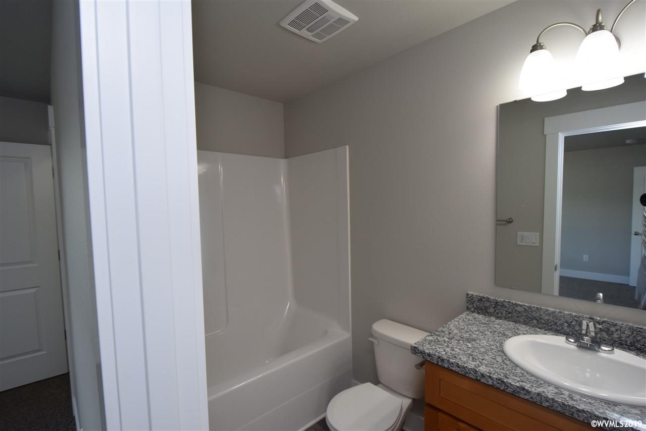 246 Southeast Dimick Street Dallas, OR 97338 - Photo 15 of 28