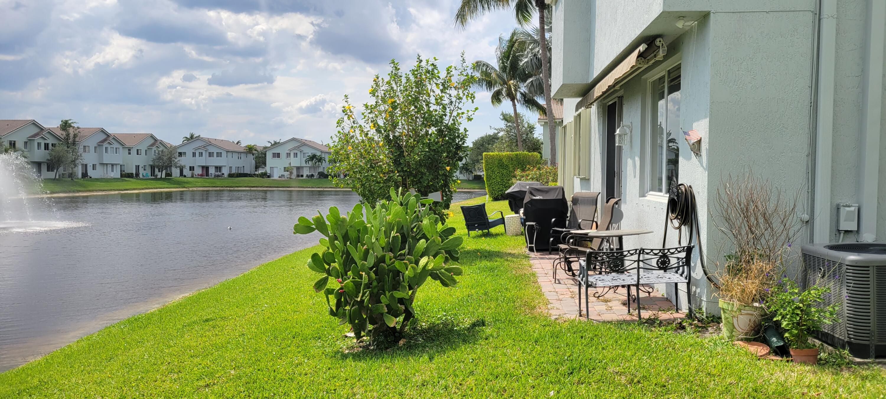 3270 Laurel Ridge Circle Riviera Beach, FL 33404 - Photo 3 of 27 20230328_151450