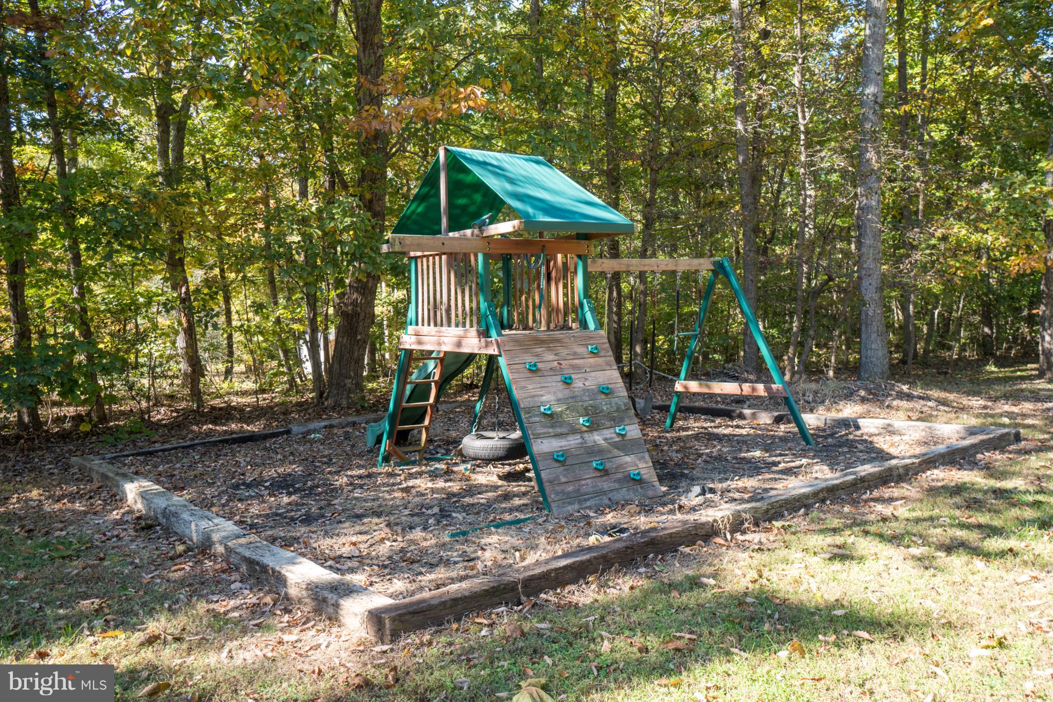 218 Greenbank Road Fredericksburg, VA 22406 - Photo 20 of 20 a view of outdoor space with seating