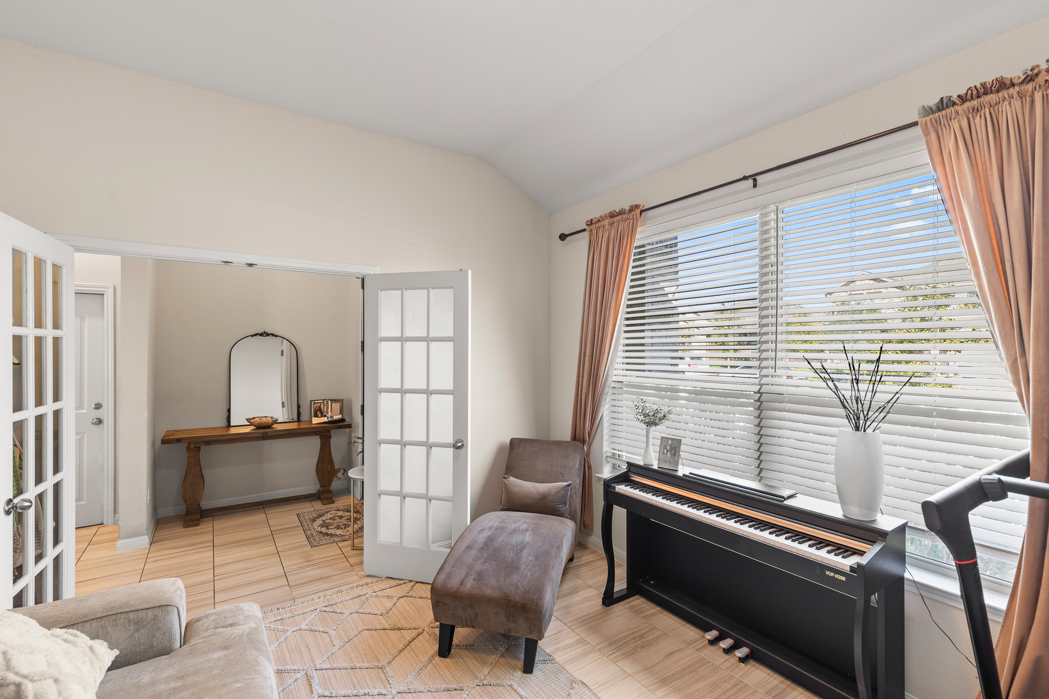 276 Finstown Street Hutto, TX 78634 - Photo 3 of 19 a living room with furniture and a window