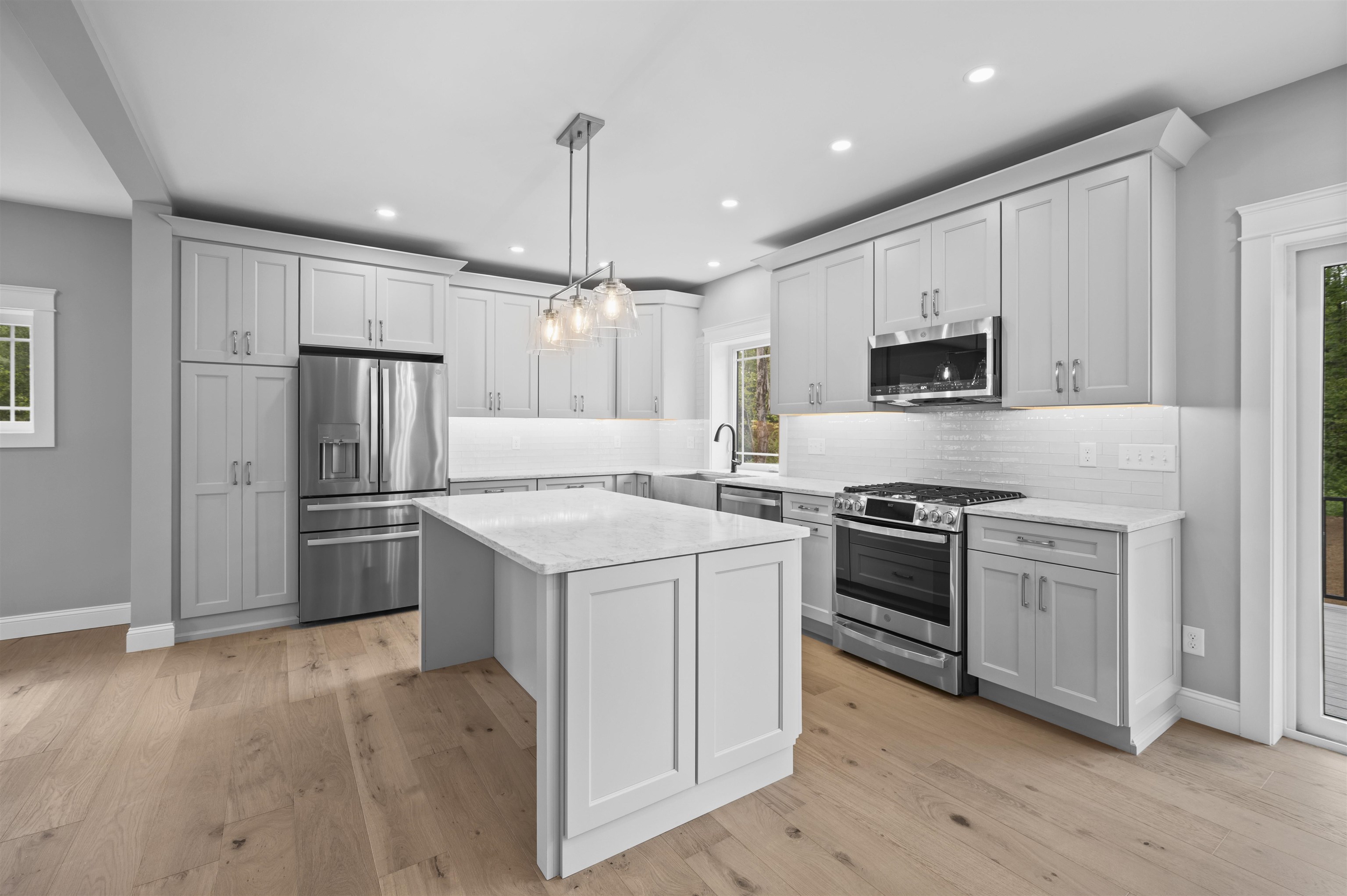 29 Scruton Pond Road Barrington, NH 03825 - Photo 2 of 55 Gallery Image 2