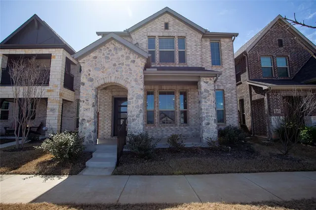$3,100 | 2653 Kings Canyon Mews, Corinth, TX 76210
