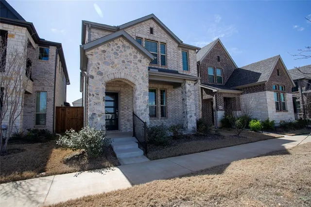 $3,100 | 2653 Kings Canyon Mews, Corinth, TX 76210