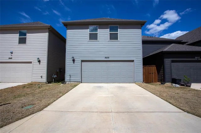 $3,100 | 2653 Kings Canyon Mews, Corinth, TX 76210
