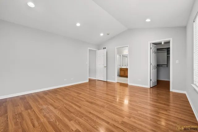 $2,700 | 600 Creekside Circle, Unit 600, Gurnee, IL 60031