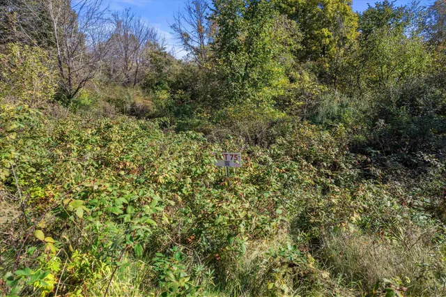 $18,700 | 1520 Staghorn, La Valle, WI 53941