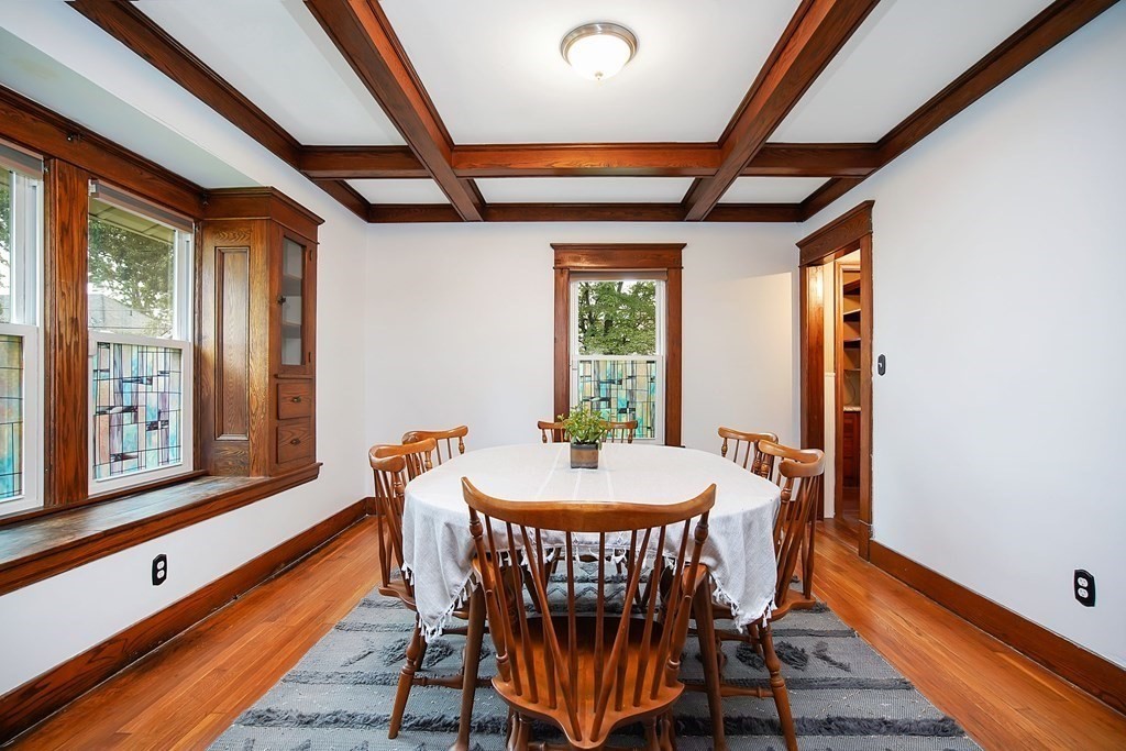 25 Meredith Street Springfield, MA 01108 - Photo 13 of 31