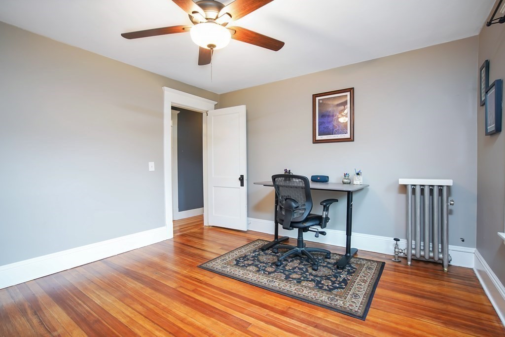 25 Meredith Street Springfield, MA 01108 - Photo 17 of 31