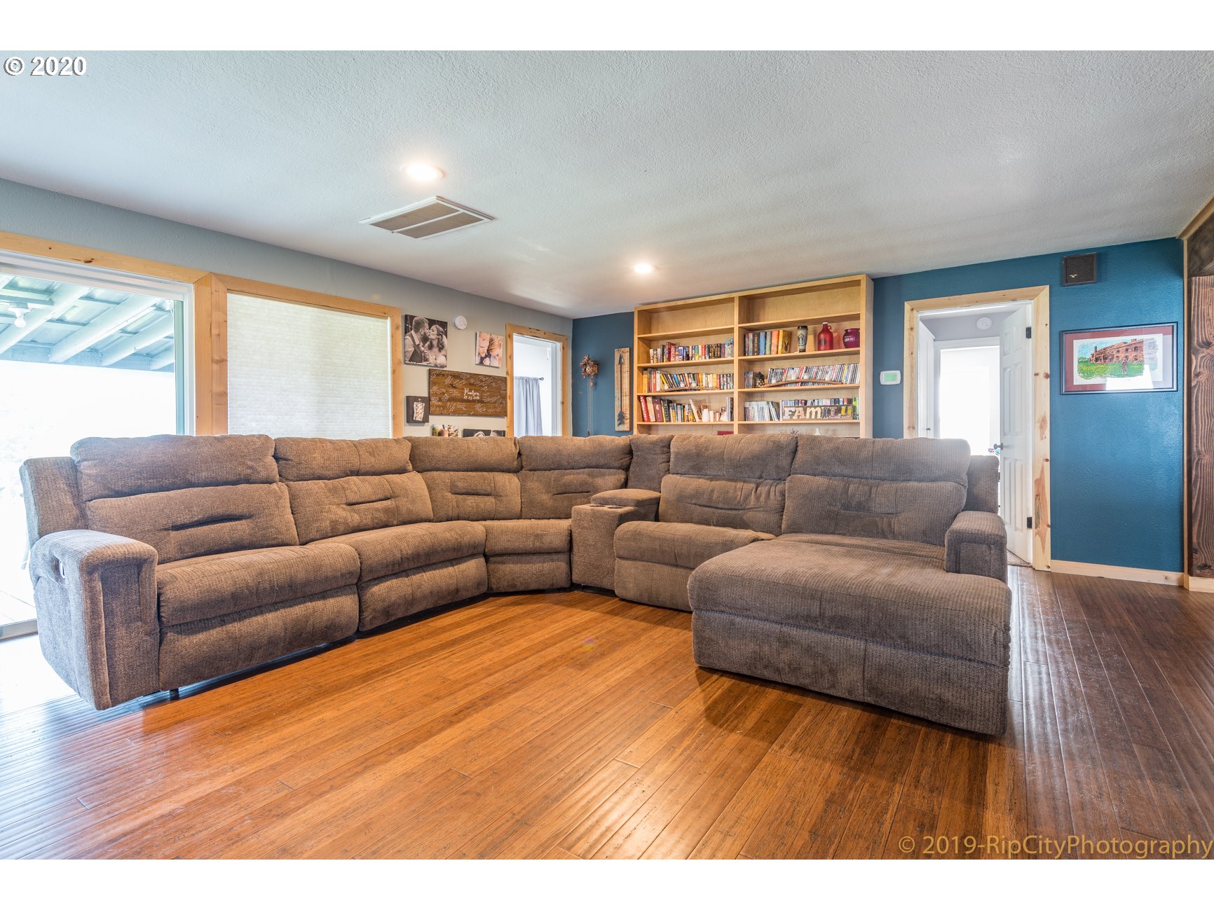 65460 Olson Road Deer Island, OR 97054 - Photo 11 of 23 Gallery Image 11