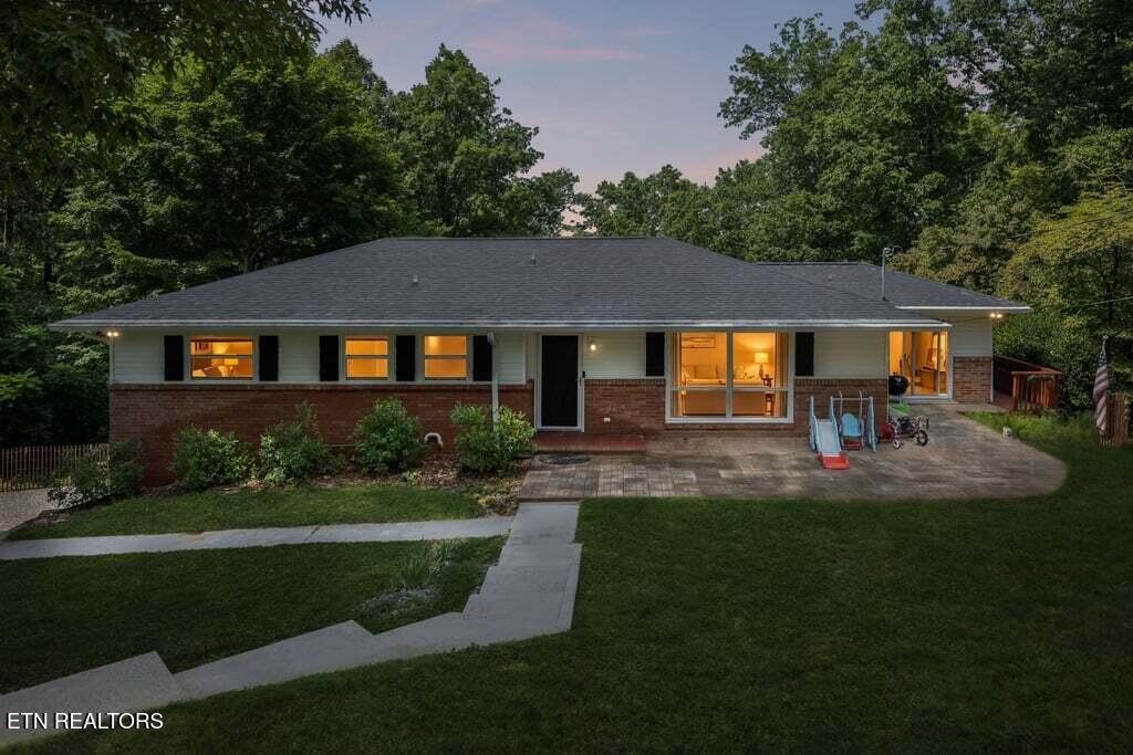 103 Morgan Road Oak Ridge, TN 37830 - Photo 1 of 54 55-103 Morgan Rd - VD - 1