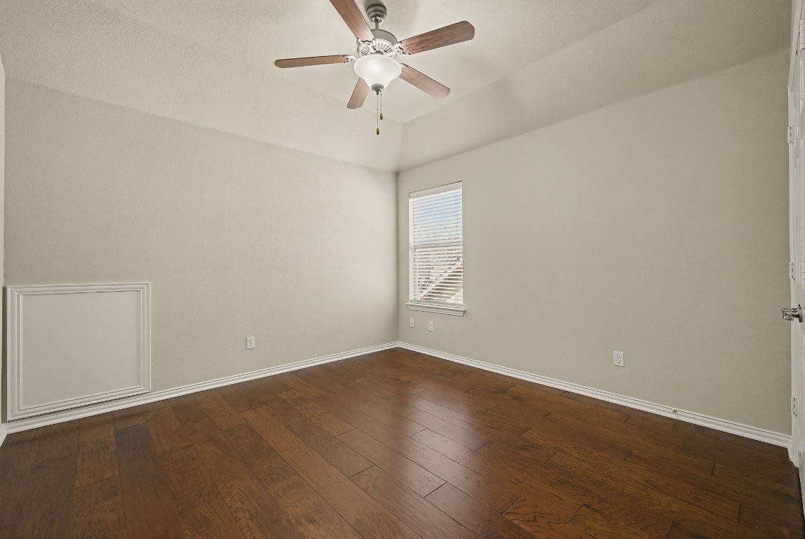 2528 Mirasol Loop Round Rock, TX 78681 - Photo 26 of 40