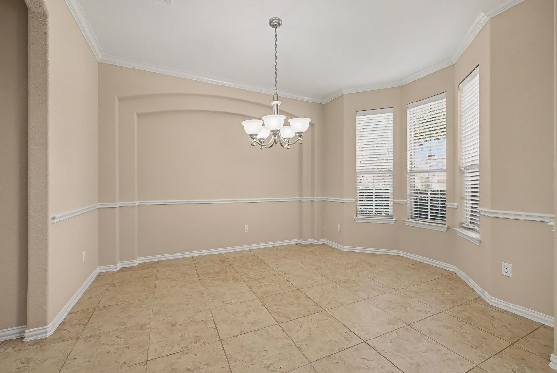 2528 Mirasol Loop Round Rock, TX 78681 - Photo 4 of 40