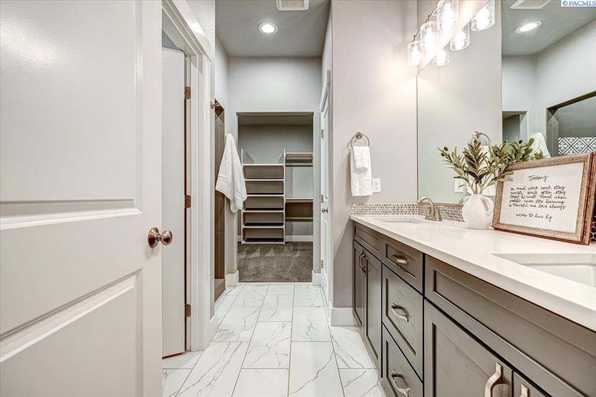 218 Mata Road Kennewick, WA 99338 - Photo 20 of 41 Gallery Image 20