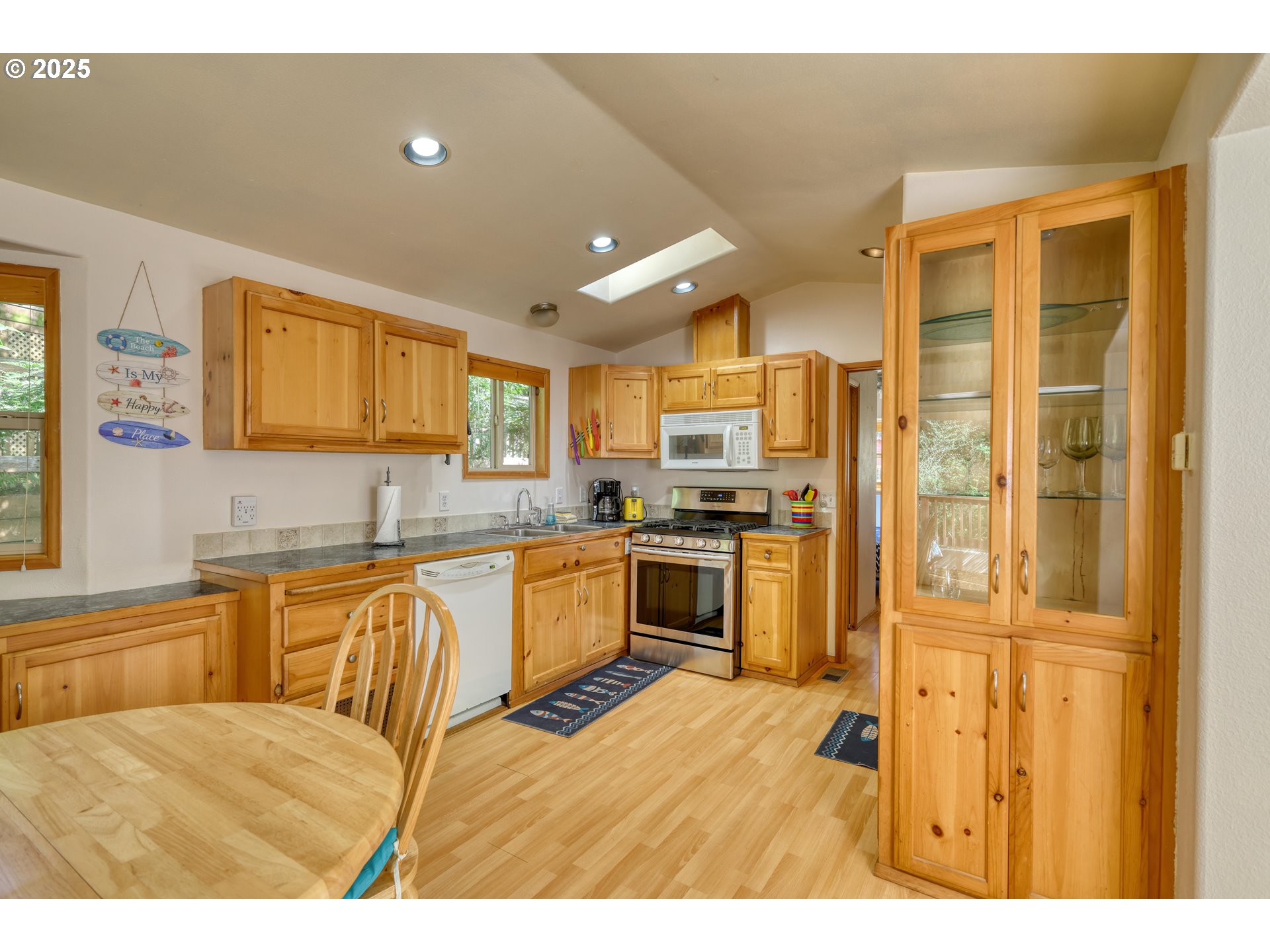 19921 Whaleshead Road, Unit B8 Brookings, OR 97415 - Photo 24 of 44