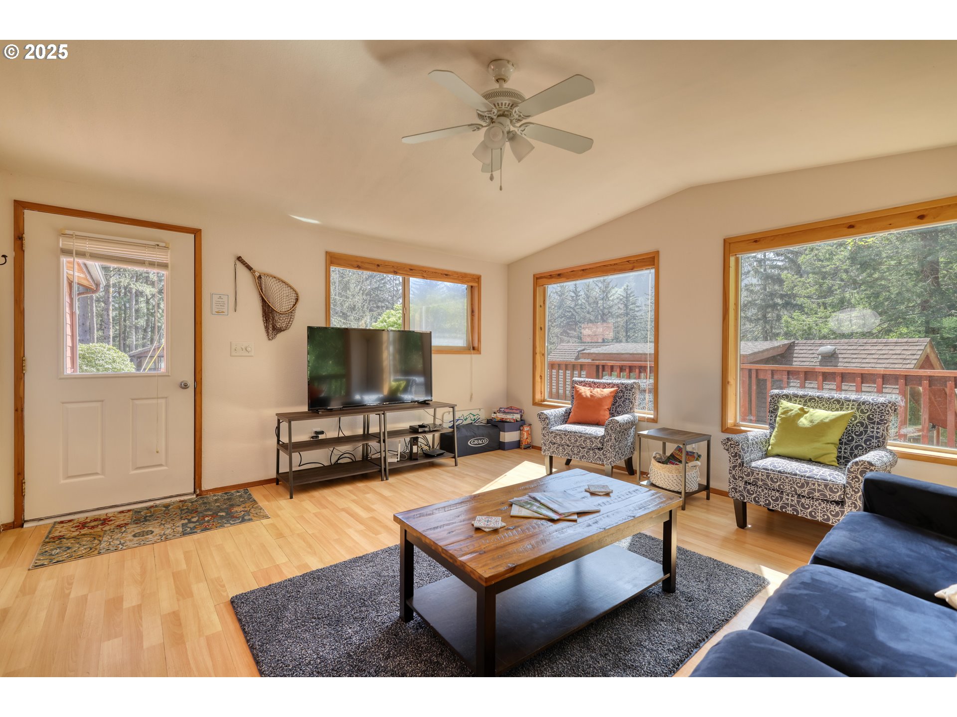 19921 Whaleshead Road, Unit B8 Brookings, OR 97415 - Photo 8 of 44