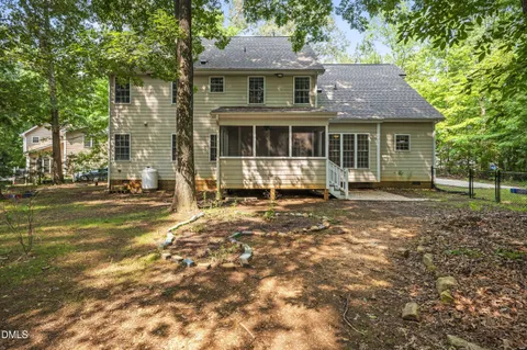 $499,900 | 25 Chaucer Court East, Zebulon, NC 27597