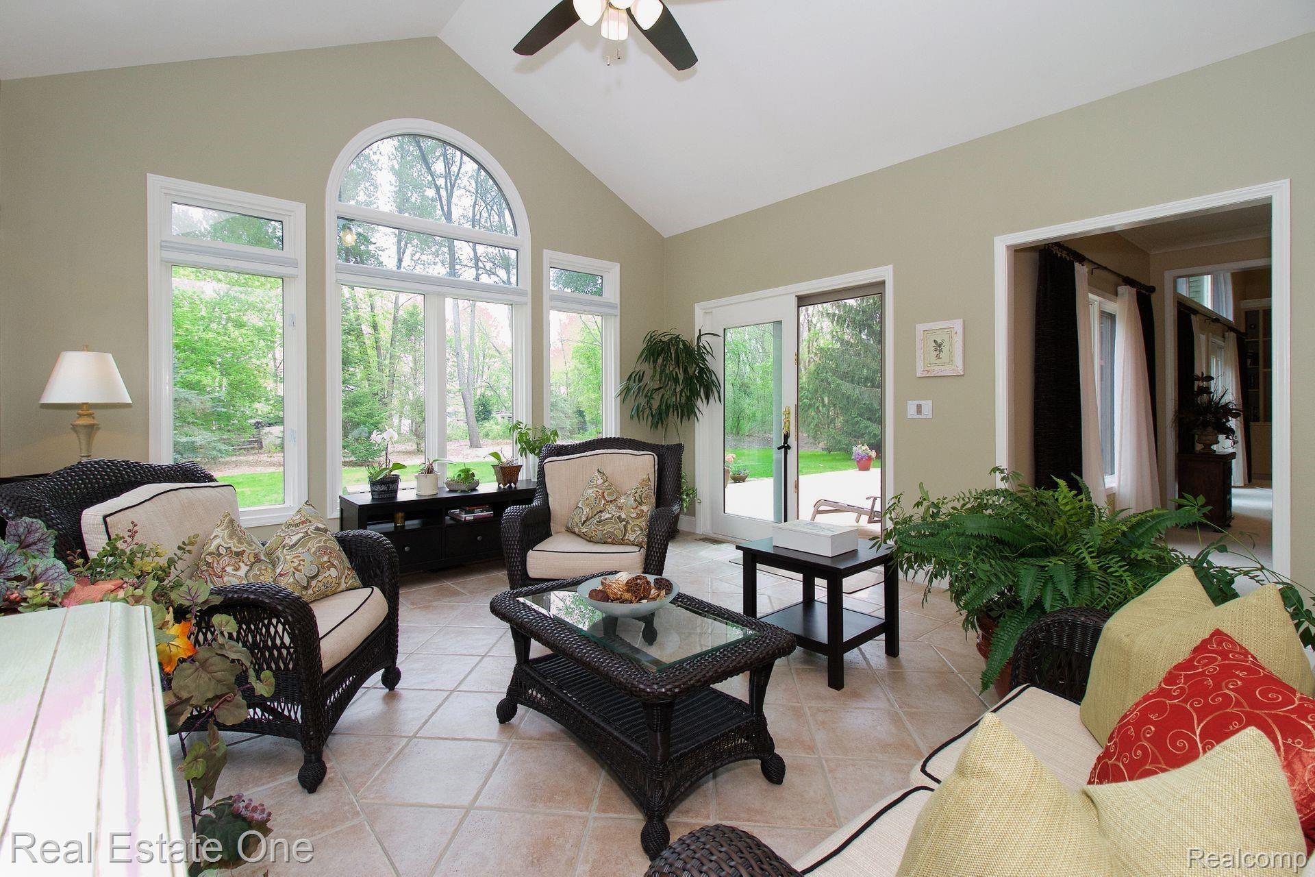 5890 Winans View Court Pinckney, MI 48169 - Photo 20 of 38 23.jpg