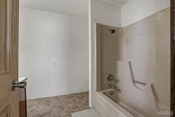 $155,000 | 104 South Everett Street, Kennett, MO 63857