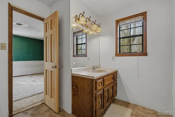 $155,000 | 104 South Everett Street, Kennett, MO 63857