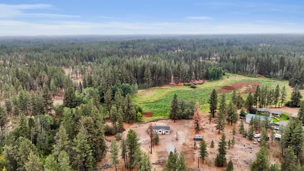 $440,000 | 17522 South Lois Drive, Cheney, WA 99004